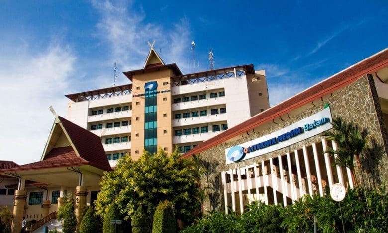 18 Universitas Di Batam Terpopuler Negeri dan Swasta Referensi Daftar Di 2023 – Mamikos 18 Universitas Di Batam Terpopuler Negeri dan Swasta Referensi Daftar Di 2023 – Mamikos