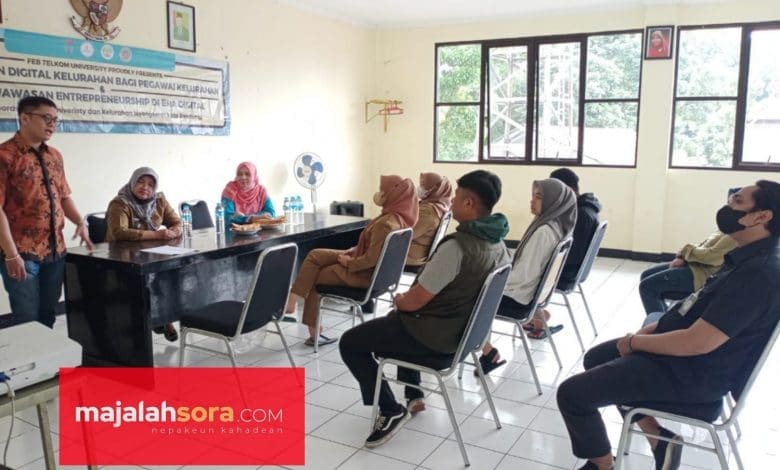 FEB Telkom University Membina Perangkat Kelurahan Dalam Layanan Digital Dan Enterpreneurship – Majalah Sora FEB Telkom University Membina Perangkat Kelurahan Dalam Layanan Digital Dan Enterpreneurship – Majalah Sora