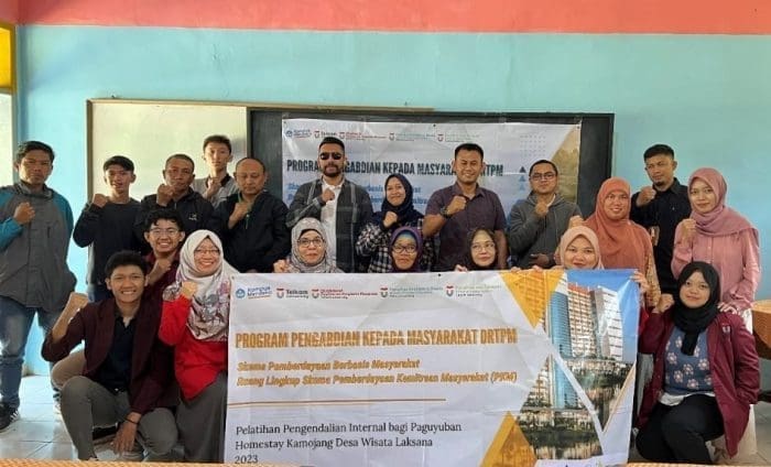 Tel-U Cetuskan Aplikasi Homestay Kembangkan Wisata Kamojang dan Desa Laksana – Beritaind Tel-U Cetuskan Aplikasi Homestay Kembangkan Wisata Kamojang dan Desa Laksana – Beritaind