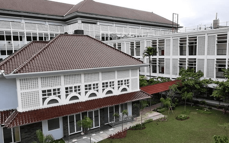 TOP 25 Universitas Negeri dan Swasta Terbaik di Indonesia 2022: Universitas Indonesia, UGM, IPB, ITB, UNILA – Seputar Lampung – Seputar Lampung TOP 25 Universitas Negeri dan Swasta Terbaik di Indonesia 2022: Universitas Indonesia, UGM, IPB, ITB, UNILA – Seputar Lampung – Seputar Lampung