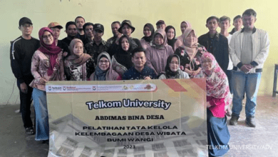 Literasi Tata Kelola Kelembagaan Desa Bumiwangi Oleh Dosen FEB Telkom University – KONTAN Literasi Tata Kelola Kelembagaan Desa Bumiwangi Oleh Dosen FEB Telkom University – KONTAN