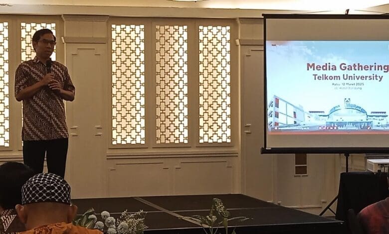 Tel-U Integrasikan Teknologi AI ke Berbagai Aspek di Kampus Tel-U Integrasikan Teknologi AI ke Berbagai Aspek di Kampus