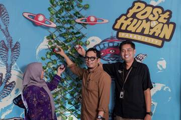 Tel-U Purwokerto Gelar International Poster Exhibition Posthuman #5 Tel-U Purwokerto Gelar International Poster Exhibition Posthuman #5