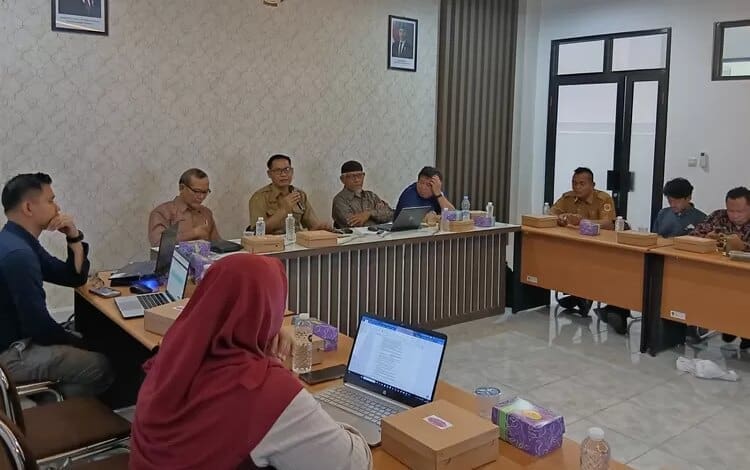 UMUS Brebes Gaungkan Inovasi Energi Hijau: Kolaborasi Ilmiah Bersama Telkom University dan Universitas Pasundan UMUS Brebes Gaungkan Inovasi Energi Hijau: Kolaborasi Ilmiah Bersama Telkom University dan Universitas Pasundan