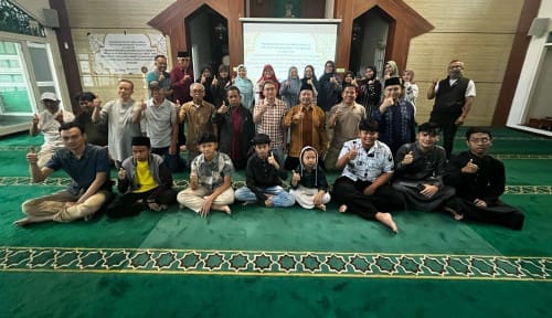 Telkom University Dorong Digitalisasi Masjid Lewat Program Abdimas Telkom University Dorong Digitalisasi Masjid Lewat Program Abdimas