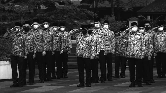 Derita Tenaga Honorer Pemkot Bandung, Kerja Berat seperti ASN, Diupah Murah, Terancam Dihapus … – BandungBergerak.id