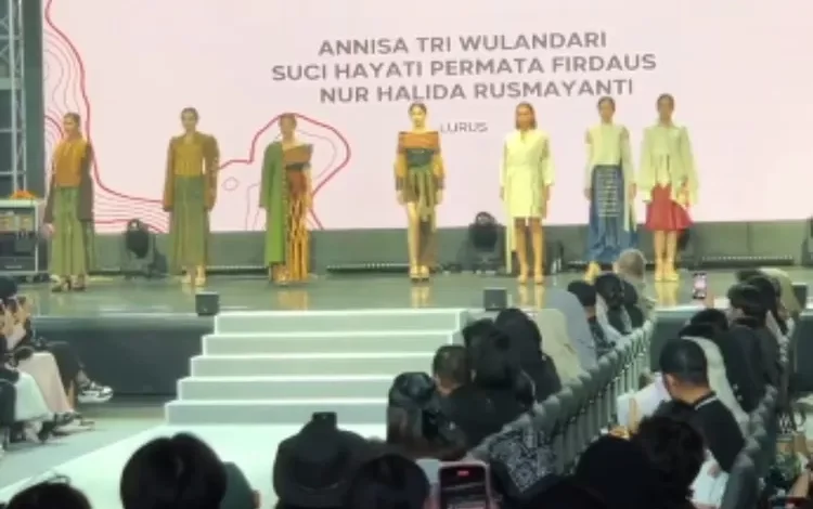 Ratusan Karya Mejeng di Fashion Show Swastamita 23 Tel-U – Ayo Bandung – Ayo Bandung