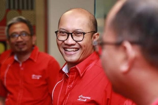 Telkom University Apresiasi Alumni Menjabat Dirut Telkomsel – SINDOnews Ekbis