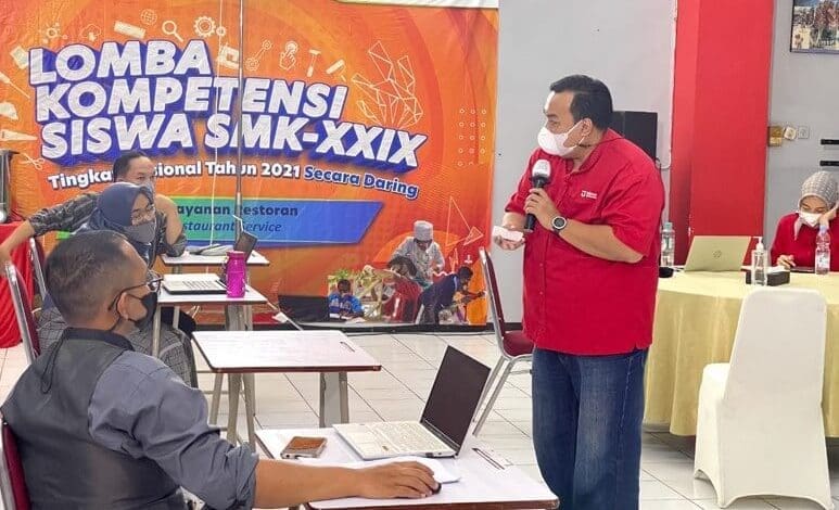 Dosen Telkom University Berikan Pendampingan Marketing Tools Untuk SMK Pariwisata Telkom Bandung | Jurnalpost – Jurnalpost