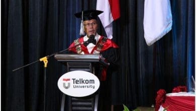 Penelitian New Generation Network & IoT, Antarkan Prof Rendy Munadi Jadi Guru Besar Ke-2 dari Tel-U – Tribun Jabar