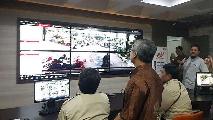 Tingkatkan Keamanan Kampus, Tel-U Bangun Command Center dengan 300 CCTV dan 10 Panic Button – Tribun Jabar