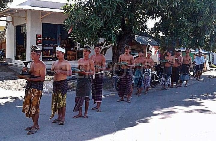 Masyarakat Islam Wektu Telu Lombok, Lebaran Adat Hari Senin – TEMPO.co