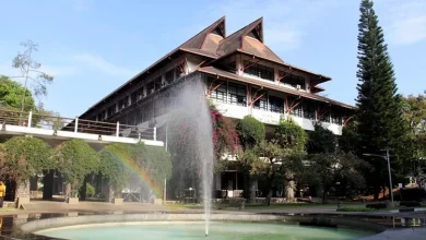 ITB KALAH SAMA TELKOM UNIVERSITY! Simak 20 PTS dan PTN Terbaik di Jawa Barat Versi Webometrics 2023 – Klik Pendidikan – Klik Pendidikan