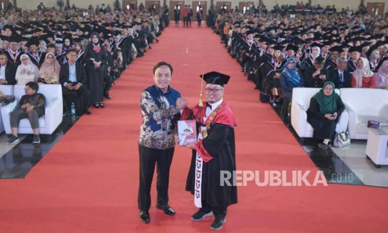 Telkom University Kukuhkan Lima Guru Besar di Bidang Teknologi