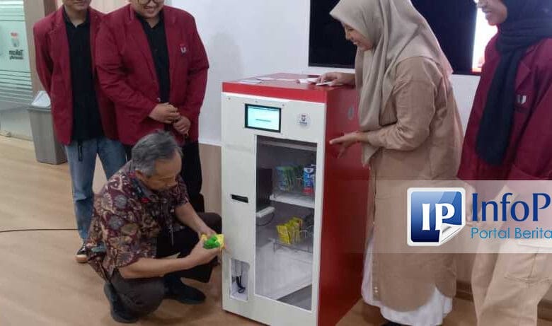 Telkom University Surabaya Perkenalkan E-Meddis, Inovasi Dispenser Obat Otomatis untuk Rumah Sakit