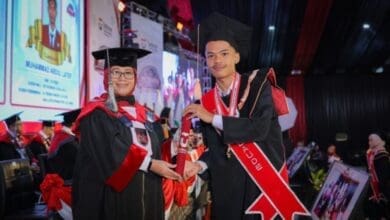 Telkom University Purwokerto Wisuda Ratusan Mahasiswa, Siap Wujudkan Visi Kampus Wirausaha Nasional – Metro Jateng